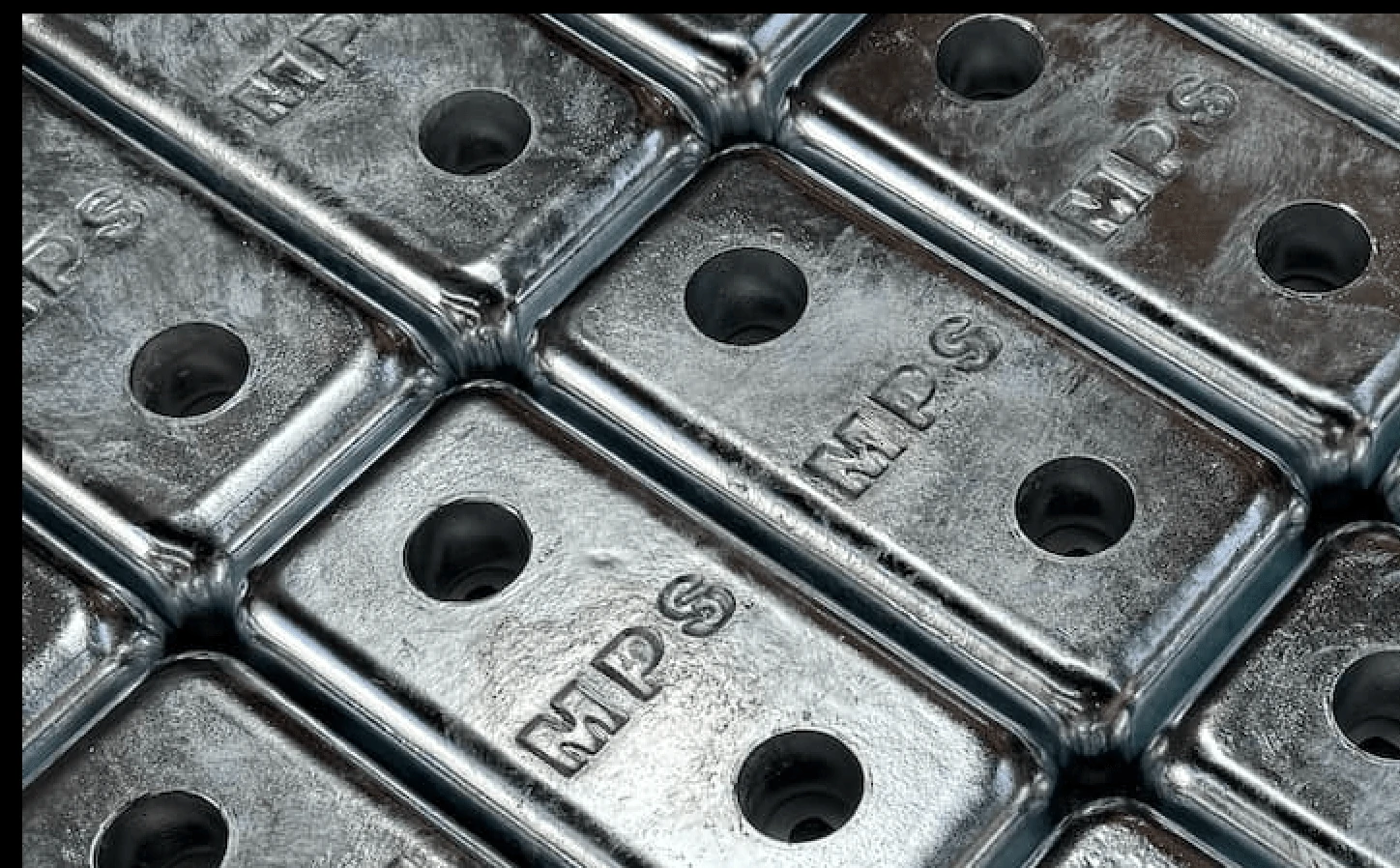 MPS bolt on sacrificial anodes, available in zinc and aluminium.